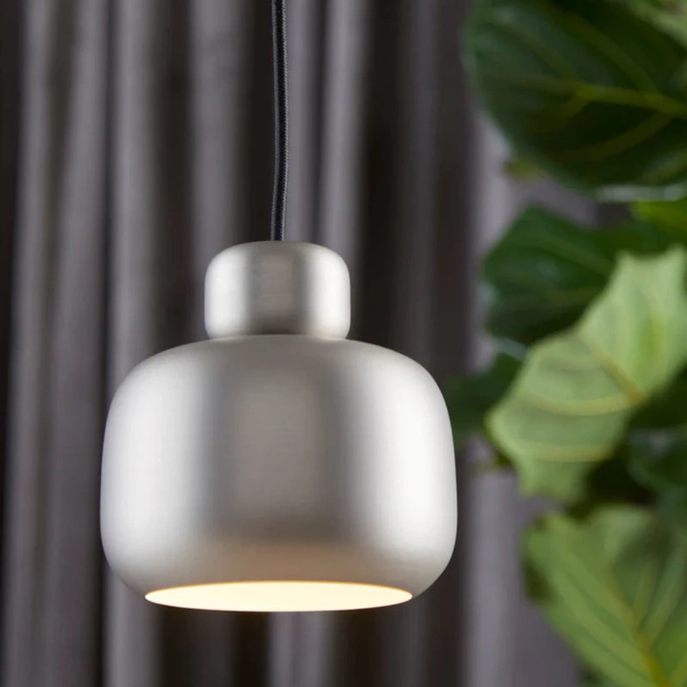 Sorynthil Nordic Round Metal Pendant Light-brushed metal (2).webp__PID:caf31971-df98-47cc-a778-ed4f0999f43d