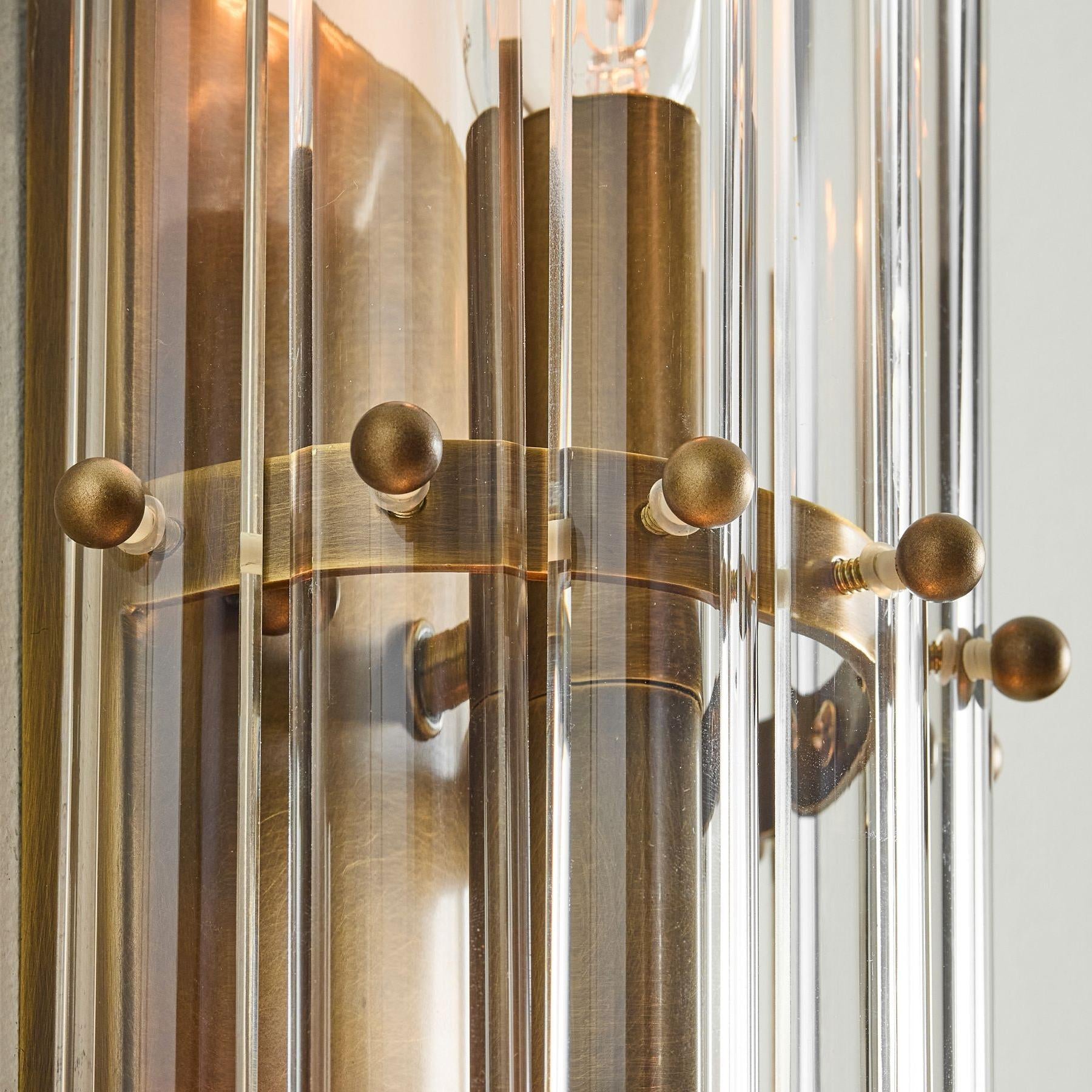 Merrick Luxury Ribbed Crystal Double Sconce (28).webp__PID:a2fef7ac-dd02-4aff-8025-39b2001cd15b
