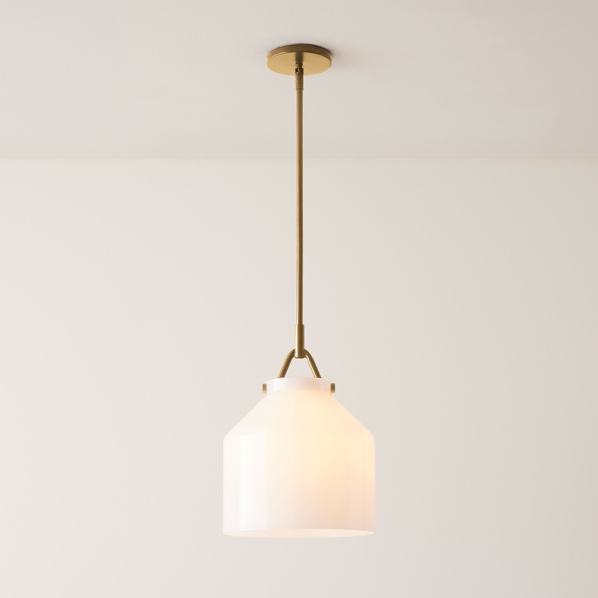 Nordic-Minimalist-Mondrian-Matte-Metal-Pendant-Light-Brass (11).jpg__PID:7248ecee-6add-4a5c-8166-66f48c4ae8f4