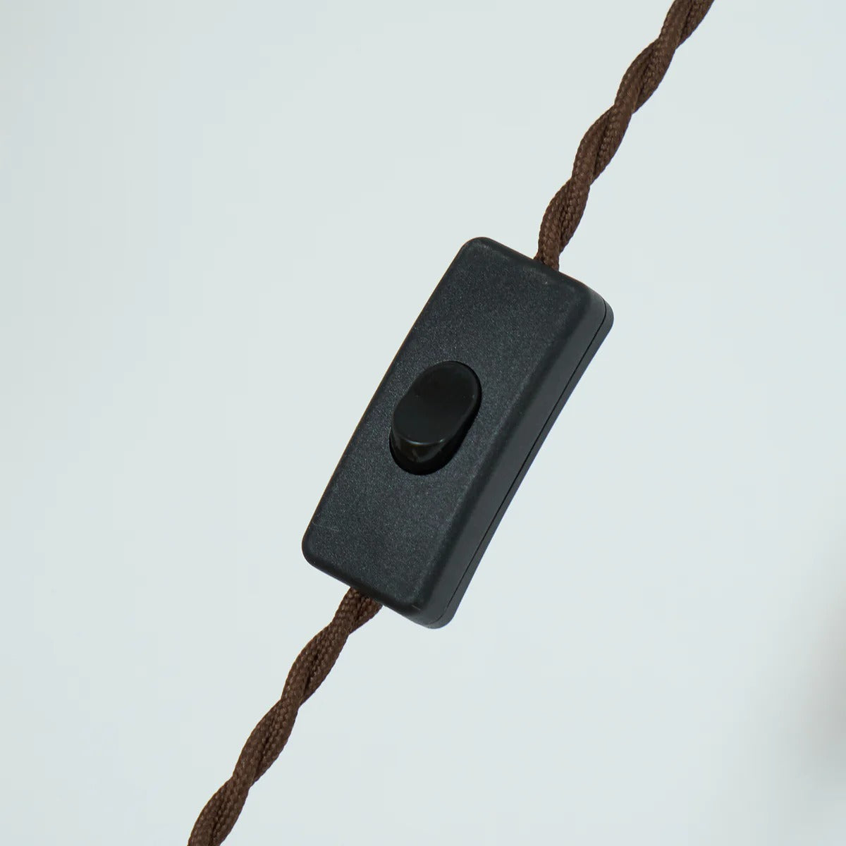 Alva Modern Scandinavian Plug-In Pendant Light detail1.webp__PID:658c5c41-ef9b-43d8-82c2-f620eafaf8c1