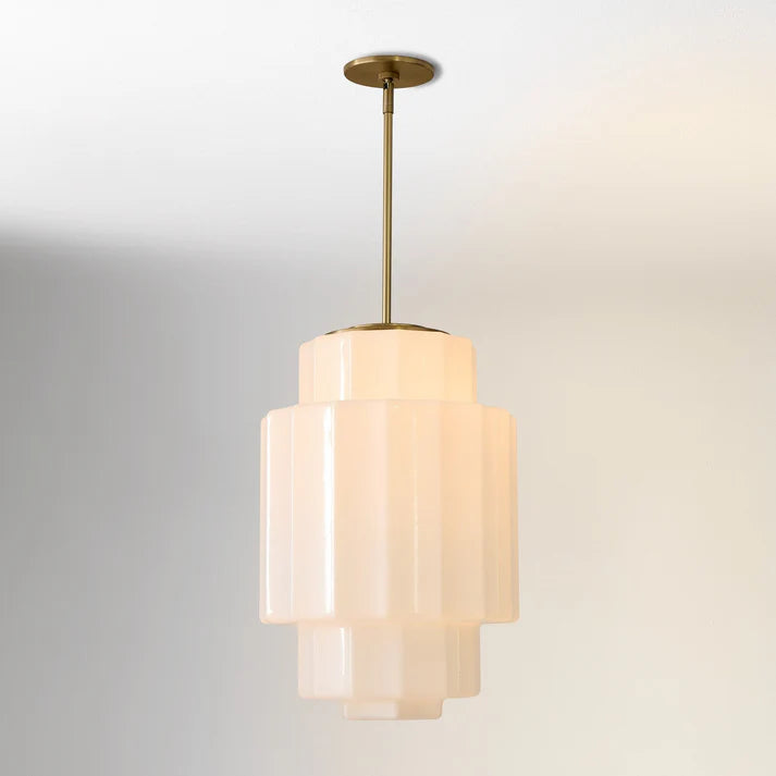 Antique_Messing_Tiered_Milk Glass_Pendant_Light_15.webp__PID:b20d72f5-5703-415f-90ad-250d41816942