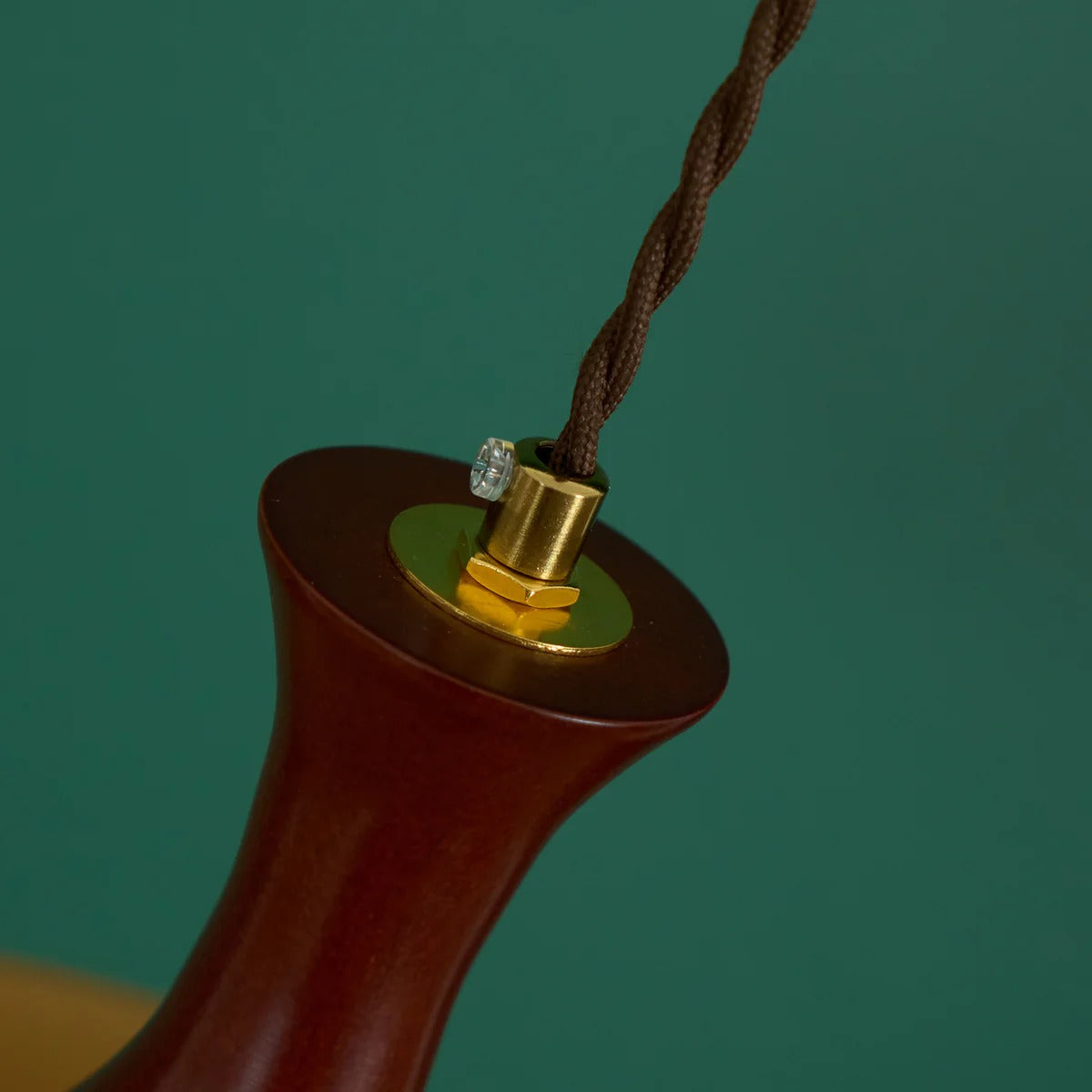 Alva Modern Scandinavian Plug-In Pendant Light detail3.webp__PID:5c41ef9b-13d8-42c2-b620-eafaf8c14f5f