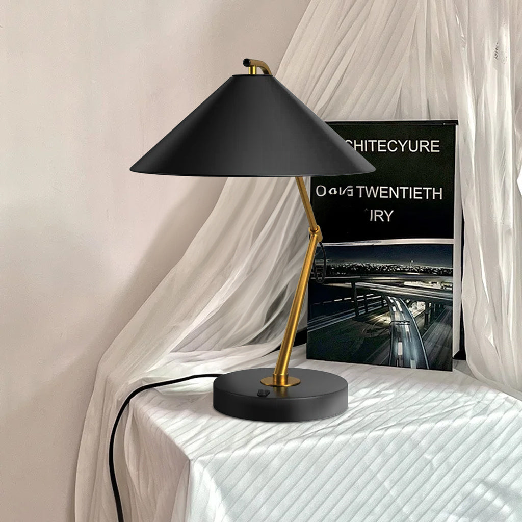 Modern Metal Black and Gold USB Desk Lamp (1).webp__PID:1fc07c37-0c5b-4e1f-8255-875b3076f574