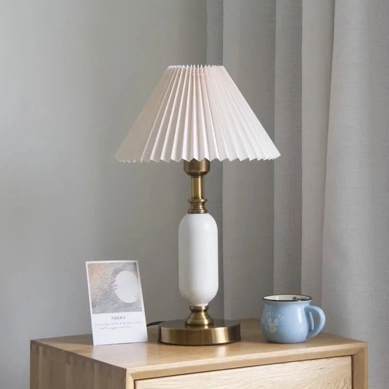 Base in ottone bianco a forma di melone.webp__PID:8d235995-d256-41b5-b638-d9d6f401e75c
