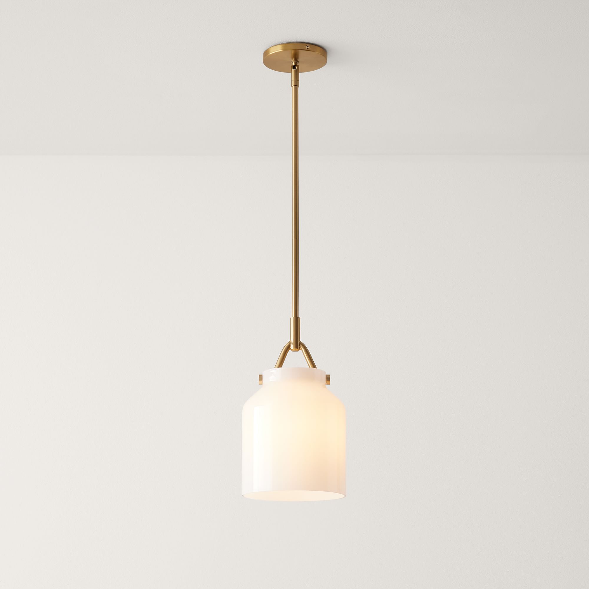 Nordic-Minimalist-Mondrian-Matte-Metal-Pendant-Light-Brass (2).jpg__PID:447248ec-ee6a-4dfa-9c81-6666f48c4ae8