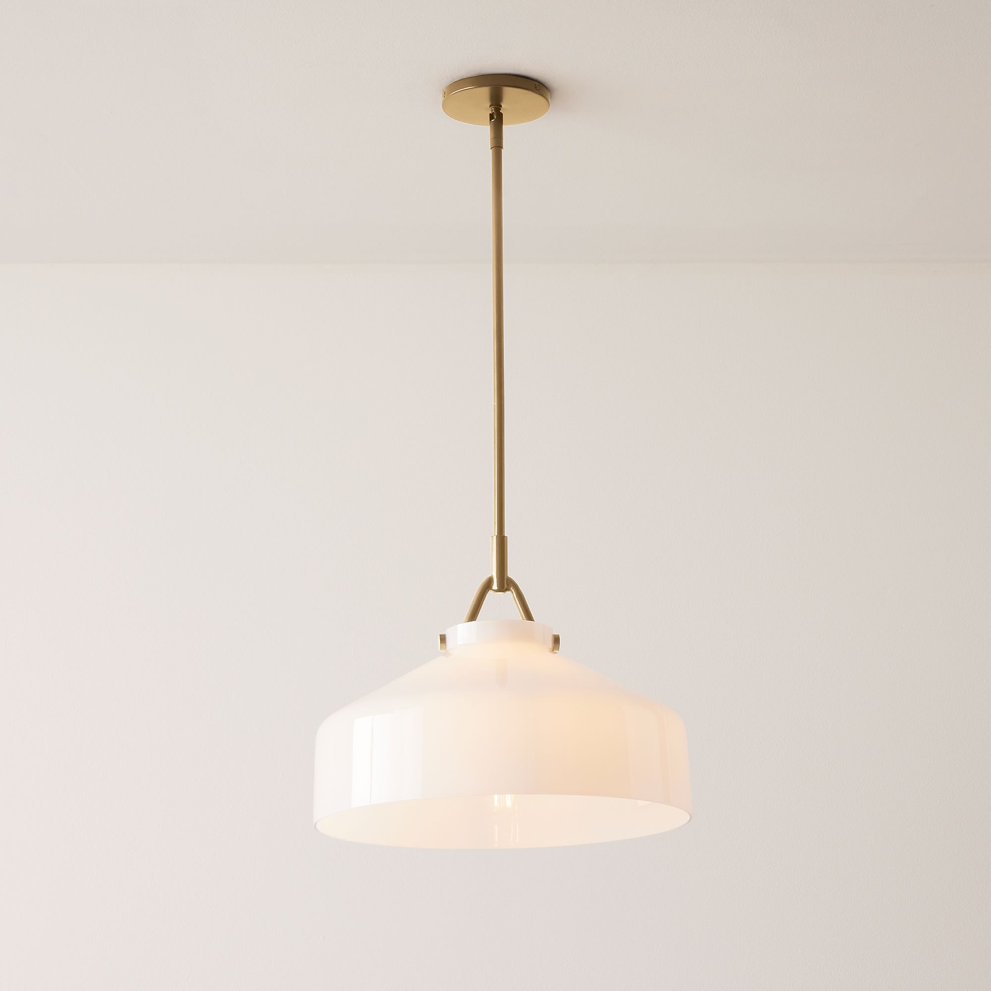 Nordic-Minimalist-Mondrian-Matte-Metal-Pendant-Light-Brass (20).jpg__PID:48ecee6a-ddfa-4c81-a666-f48c4ae8f40c