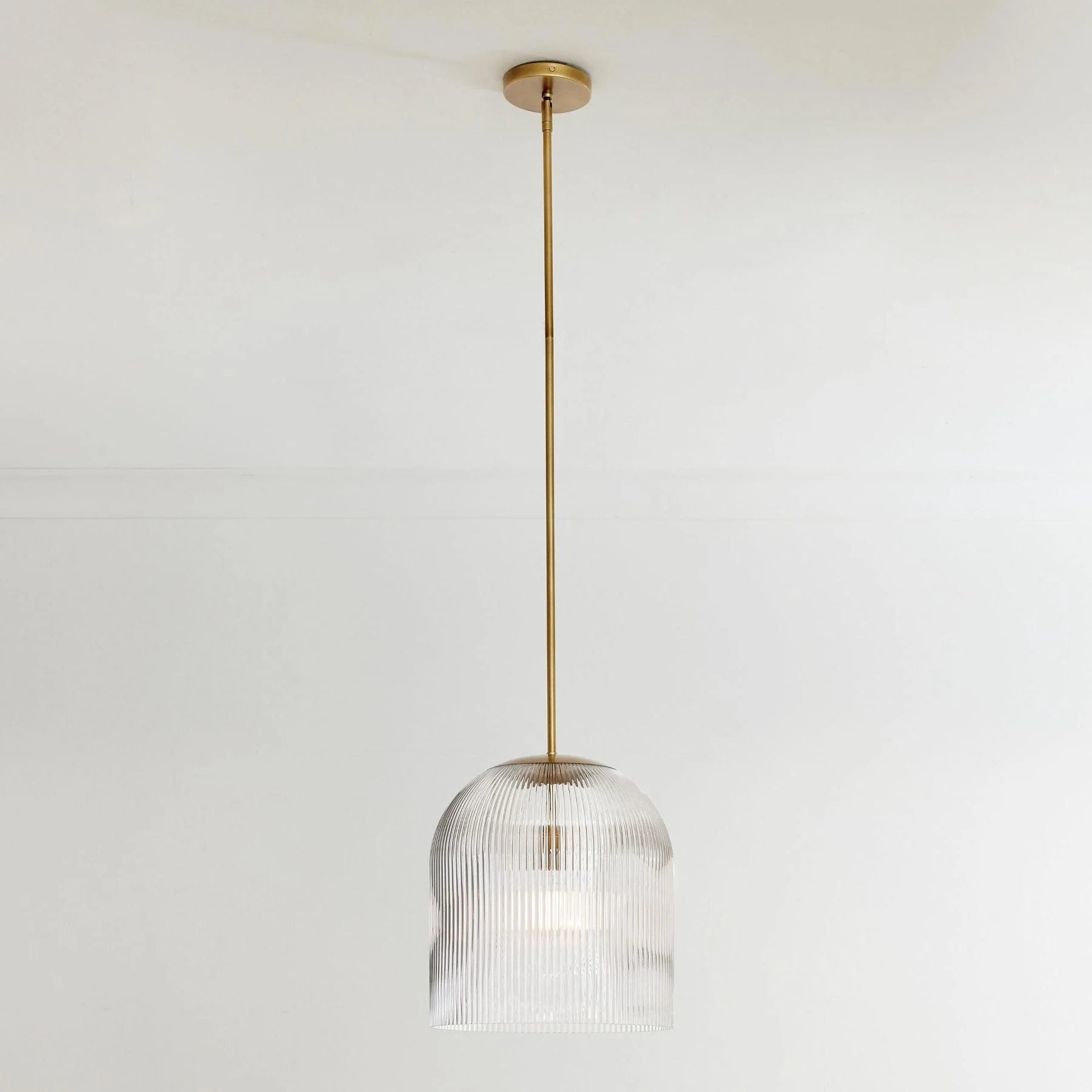 cooper-ribbed-glass-pendant_13_f1d559e7-0824-42f2-8e6e-6193146f226e.webp__PID:ca41adbb-0cc0-475e-8356-03723ce95870