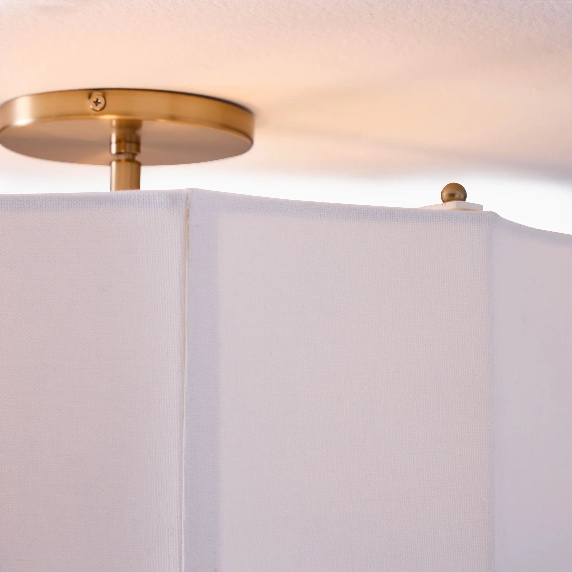 Bane Modern Linen Drum Flush Mount Pendant Light detail2.webp__PID:e27350a0-080f-4494-be22-e5f840eda4a2